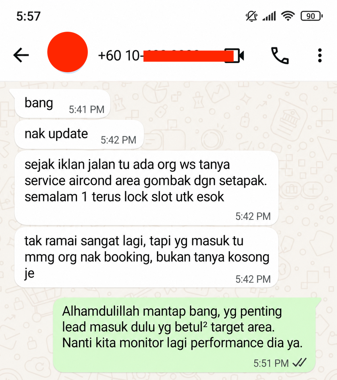 Screenshot chat WhatsApp dari pelanggan Fikri Aircond Service: pelanggan booking servis aircond dari iklan